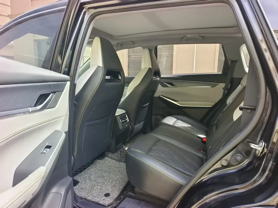 Changan CS75PLUS third generation champion version 1.5T automatic intelligent driving dynamic navigation model 2024 — миниатюра 3
