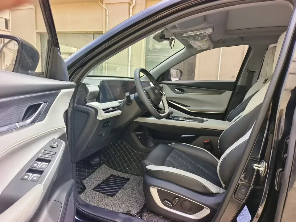 Changan CS75PLUS third generation champion version 1.5T automatic intelligent driving dynamic navigation model 2024 — миниатюра 5