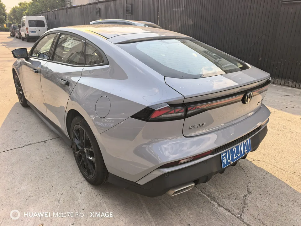 Changan UNI-V Changan UNI-V 2024 1.5T Premium 2024 — thumbnail 4