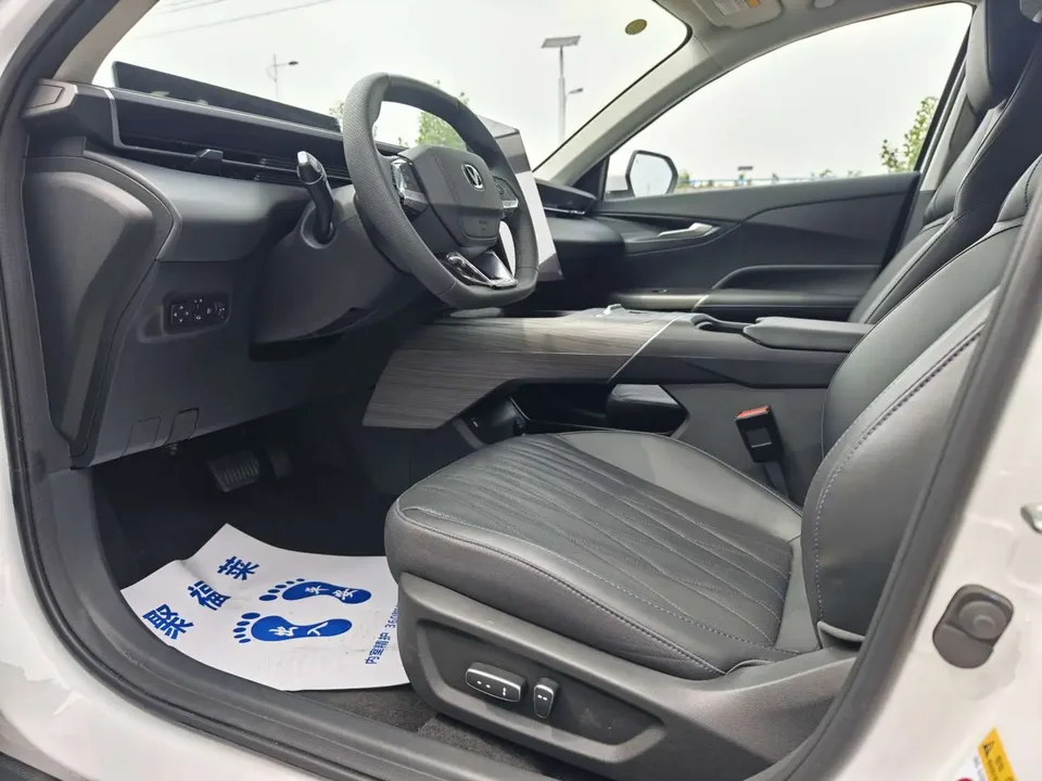 Changan Eado PHEV Smart New Blue Whale 145KM Battleship Edition 2026 — миниатюра 5