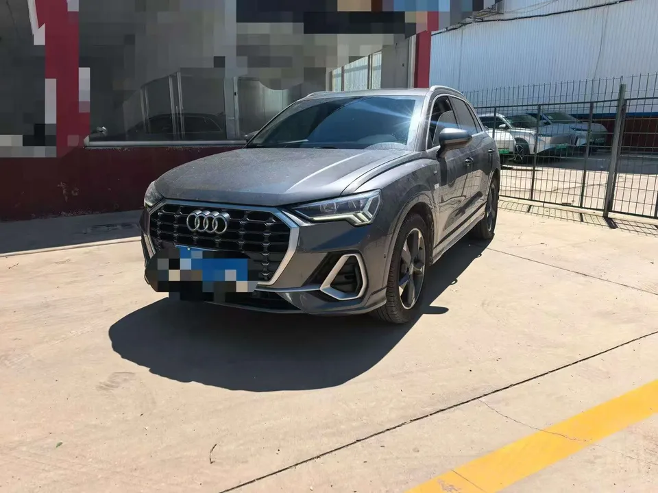Audi Q3 Audi Q3 2022 35 TFSI Fashionable and Dynamic 2022 — фото 1, купить с доставкой в Москву