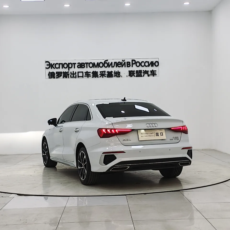 Audi A3 A3L Limousine 35 TFSI aggressive and sporty 2023 — миниатюра 2