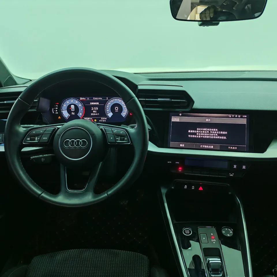 Audi A3 A3L Limousine 35 TFSI aggressive and sporty 2023 — миниатюра 3
