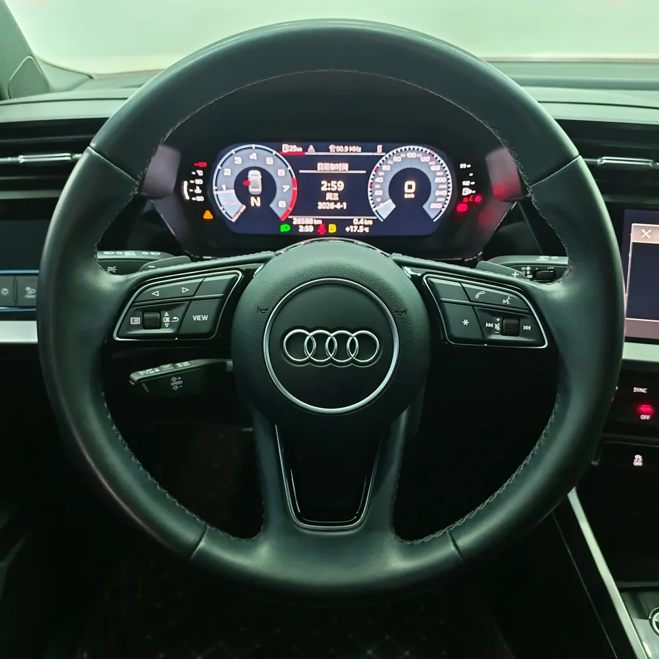 Audi A3 A3L Limousine 35 TFSI aggressive and sporty 2023 — миниатюра 4