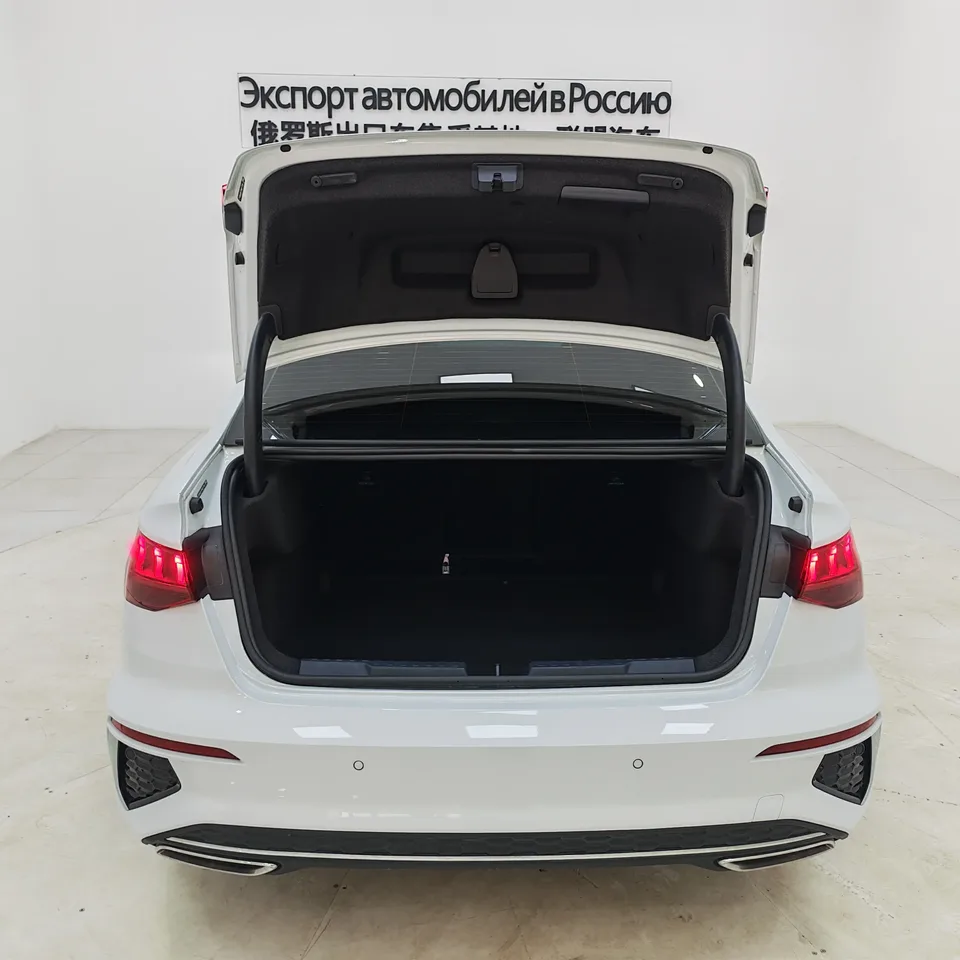 Audi A3 A3L Limousine 35 TFSI aggressive and sporty 2023 — миниатюра 5