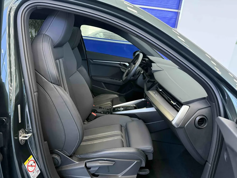 Audi A3 A3L Limousine 35 TFSI Fashion Sports 2022 — миниатюра 4
