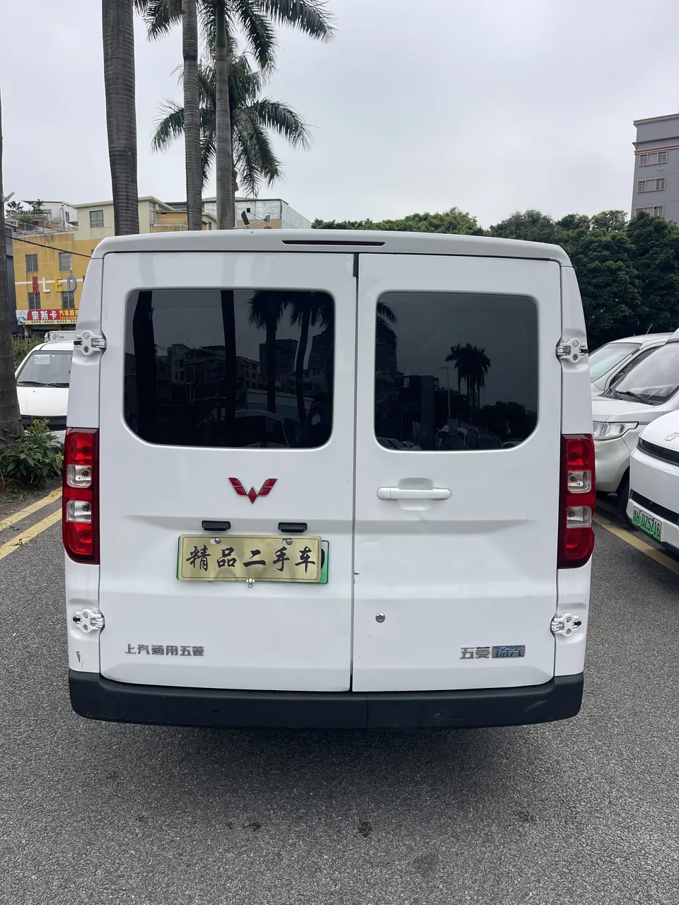 Wuling Yangguang 300km Comfort Bus Version 75kW 2025 — thumbnail 4