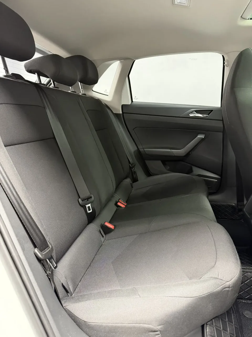 Volkswagen Polo Polo 2023 facelift Plus 1.5L automatic panoramic enjoyment version 2022 — thumbnail 3