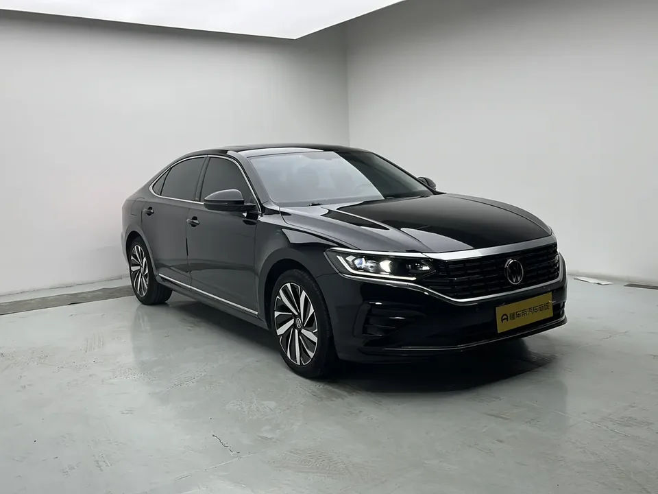 Volkswagen Passat 2022