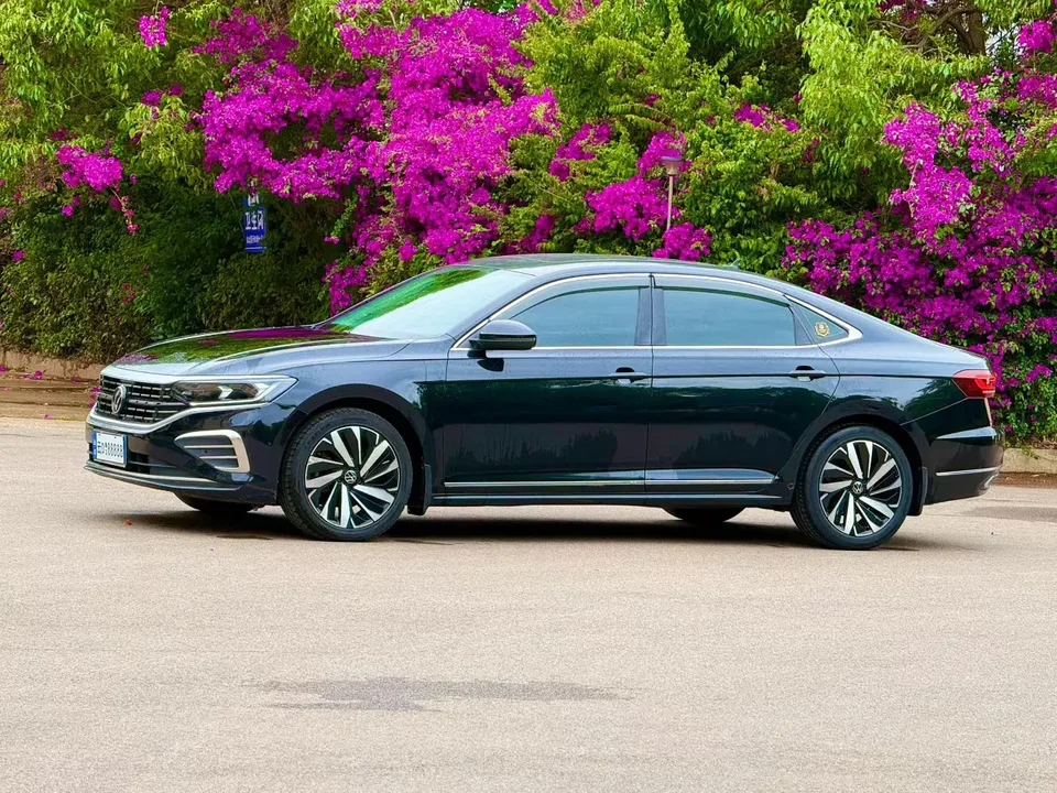 Volkswagen Passat 2023