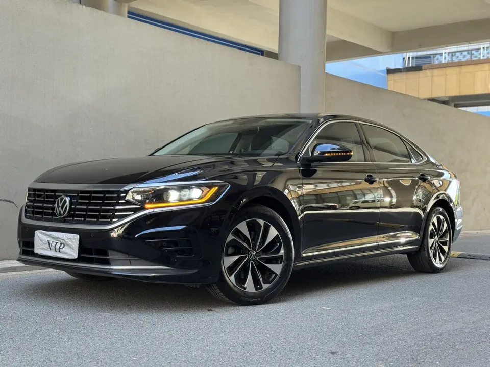 Volkswagen Passat Passat 2022 280TSI Elite Edition 2022 — photo 1, buy with delivery to Moscow