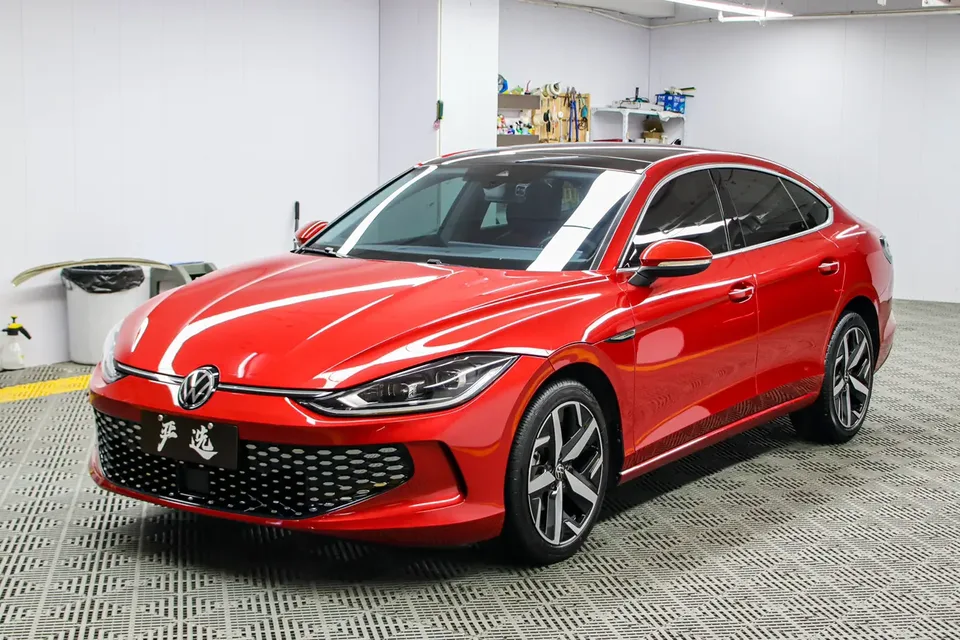 Volkswagen Lamando Lingdu Lingdu L 280TSI DSG Cool Edition 2022 — фото 1, купить с доставкой в Москву