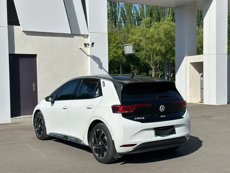 Volkswagen ID.3 Pure Smart Edition 2024 — миниатюра 4