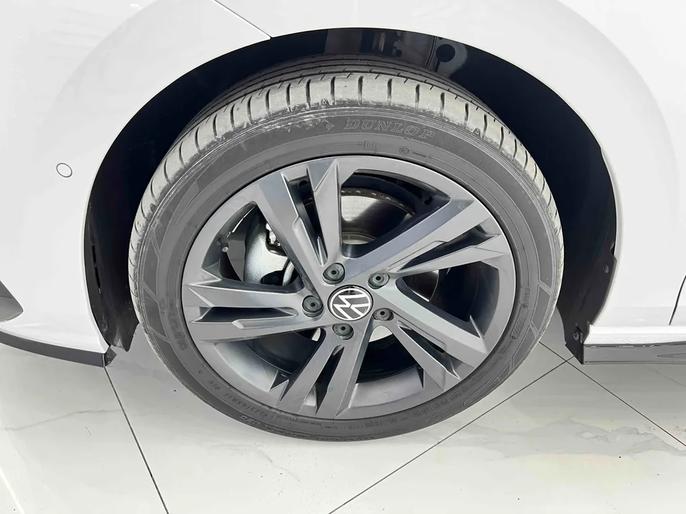 Volkswagen Golf Golf 2021 280TSI DSG R-Line 2022 — миниатюра 4