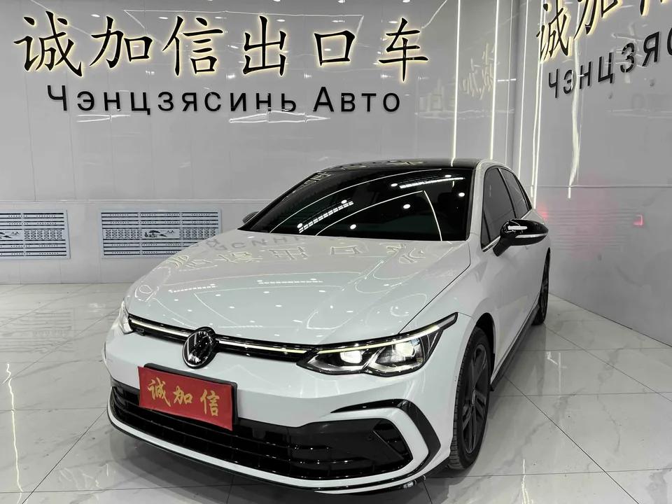 Volkswagen Golf Golf 2021 280TSI DSG R-Line 2022 — фото 1, купить с доставкой в Москву