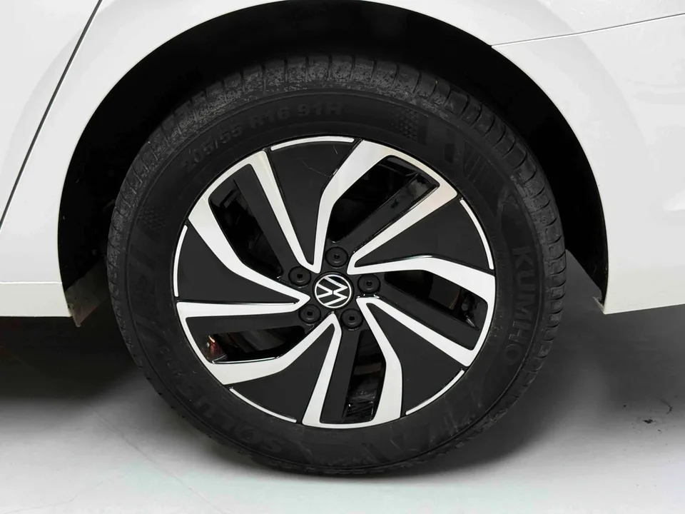 Volkswagen Lavida New 1.5L Automatic New Edition 2023 — миниатюра 3