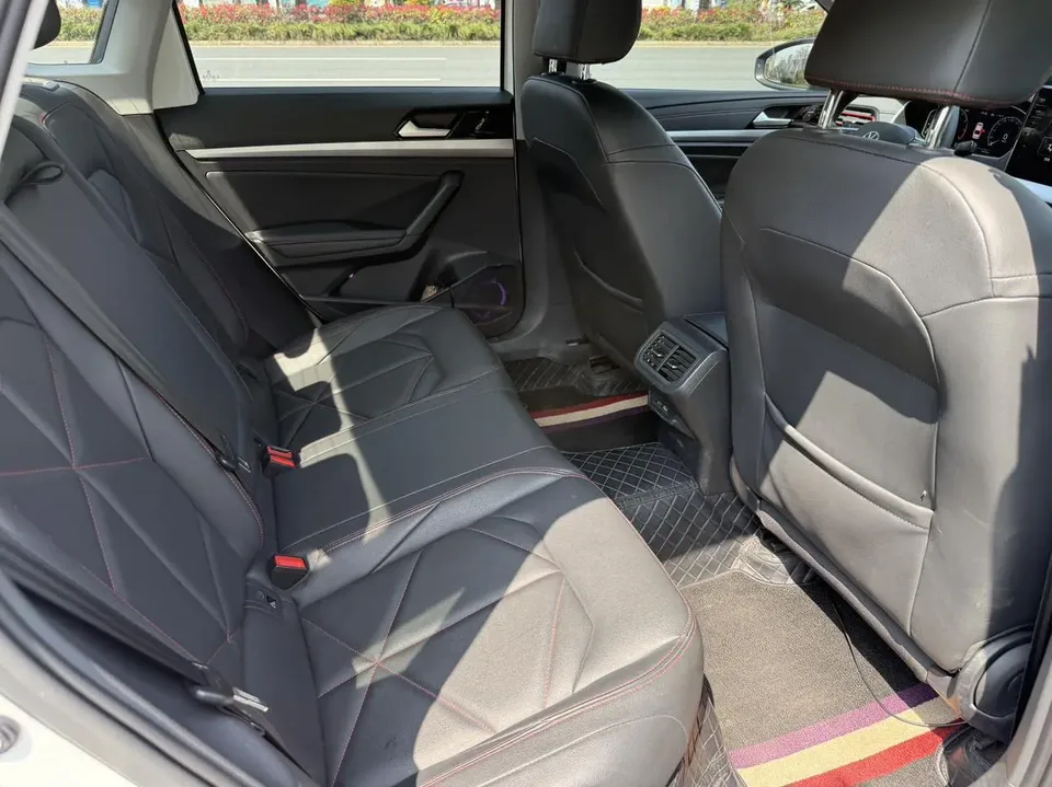 Volkswagen Lavida Lavida 2024 300TSI DSG Starry Sky Leading Edition 2024 — миниатюра 4