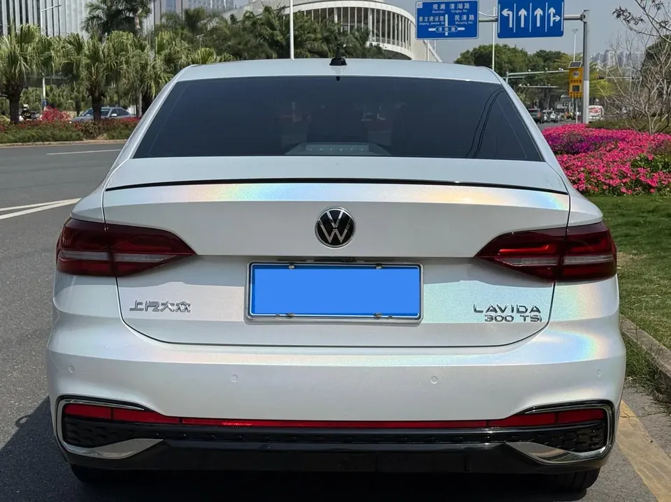 Volkswagen Lavida Lavida 2024 300TSI DSG Starry Sky Leading Edition 2024 — миниатюра 5