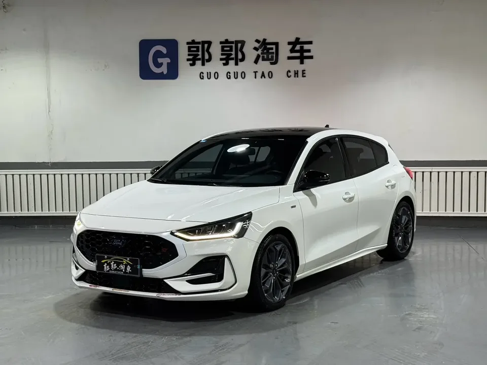 Ford Focus 2023