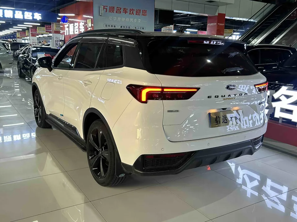 Ford Equator Sport EcoBoost 170 Sport 2022 — миниатюра 2