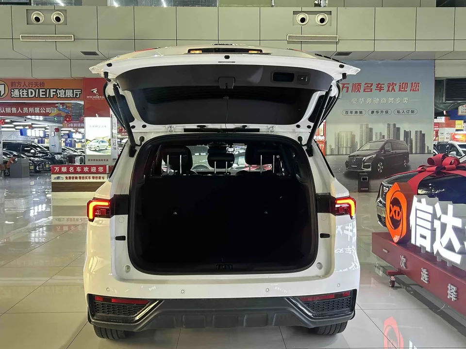 Ford Equator Sport EcoBoost 170 Sport 2022 — миниатюра 5