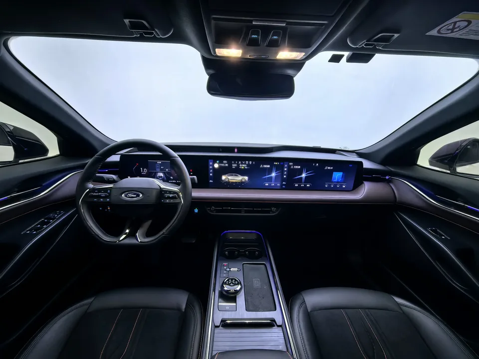 Ford Mondeo EcoBoost 245 Extreme Edition 2023 — миниатюра 2