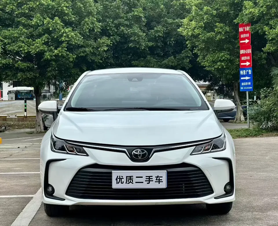 Toyota Corolla Corolla 2021 1.2T S-CVT Pioneer PLUS Edition 2022 — photo 1, buy with delivery to Moscow