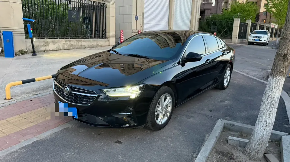 Buick Majesty 2022
