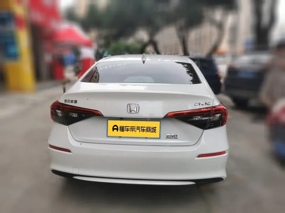Honda CIVIC Civic 240TURBO CVT Power Edition 2023 — миниатюра 2