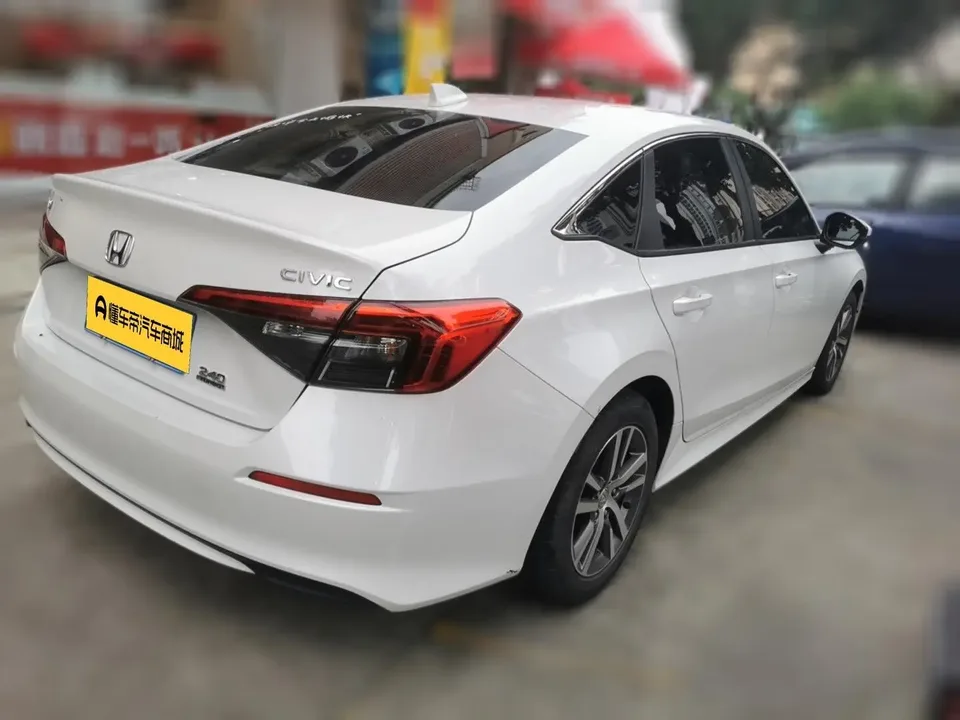 Honda CIVIC Civic 240TURBO CVT Power Edition 2023 — миниатюра 4