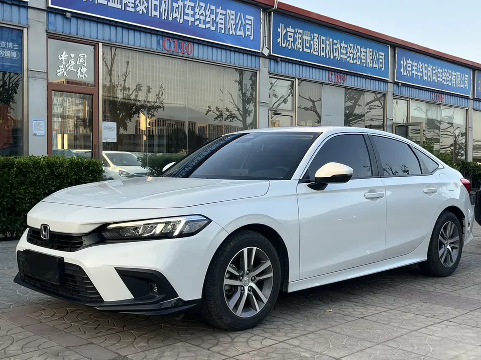 Honda CIVIC 2024
