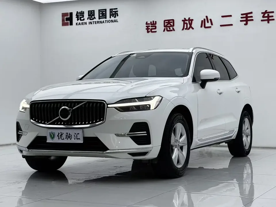 Volvo XC60 2022