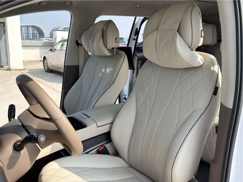 Denza D9 DM D9 DM 2022 970 4WD flagship model 2023 — thumbnail 3