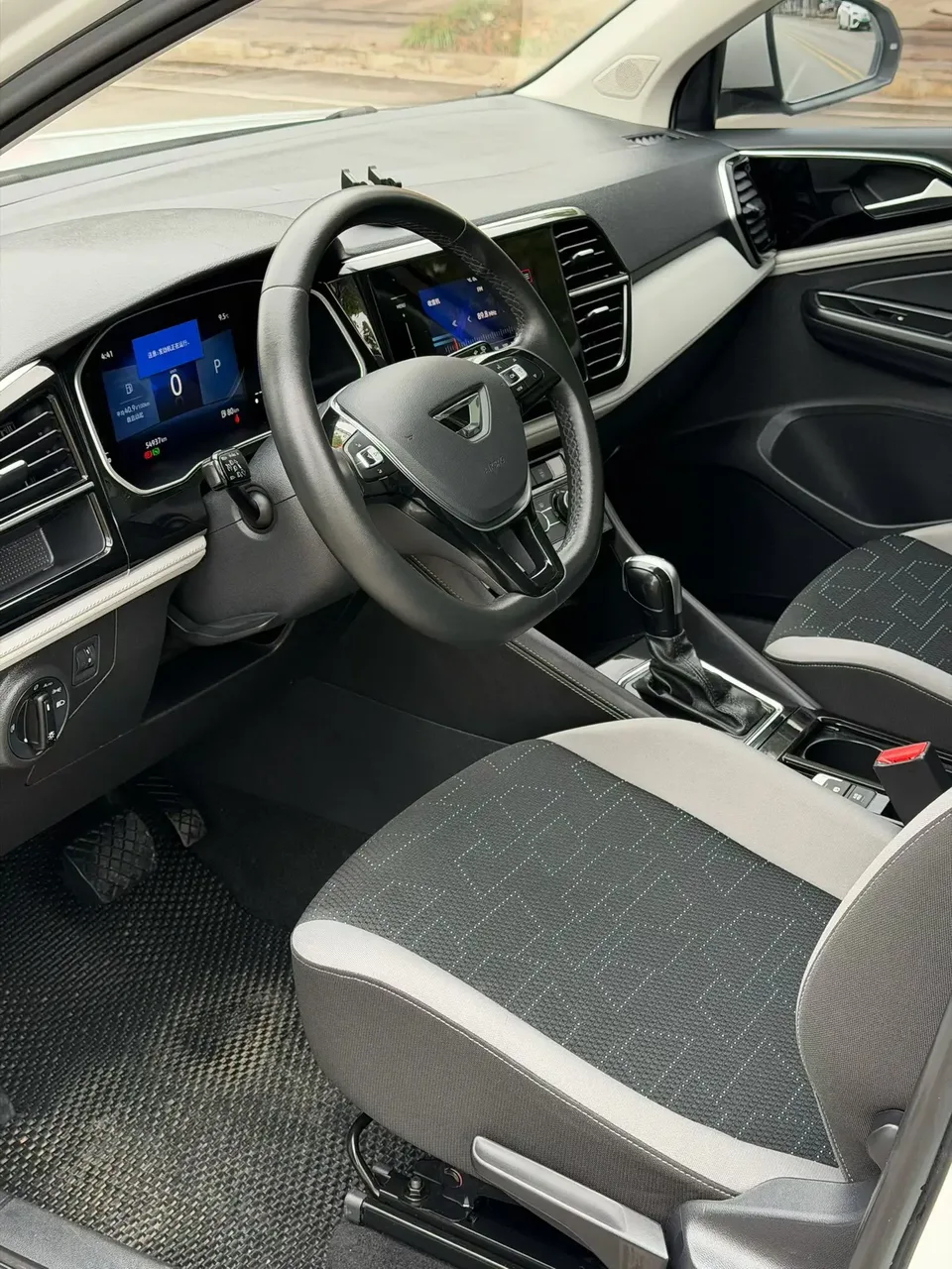 Jetta VS7 280TSI automatic aggressive version 2023 — миниатюра 3