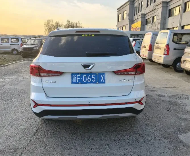 Jetta VS7 280TSI Automatic Honor Edition 2023 — миниатюра 2
