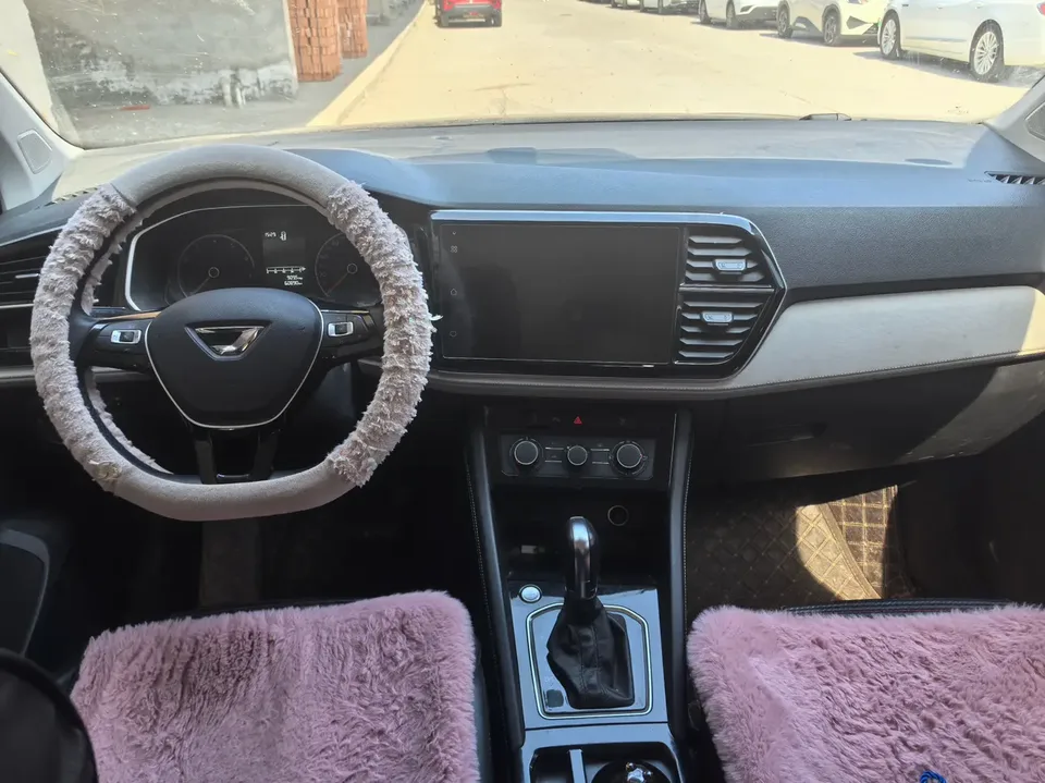 Jetta VS5 280TSI Automatic Enjoy Edition 2022 — миниатюра 3