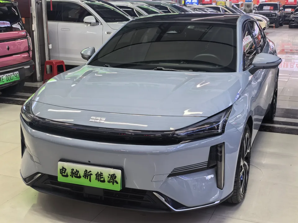Geely Galaxy L6 2024
