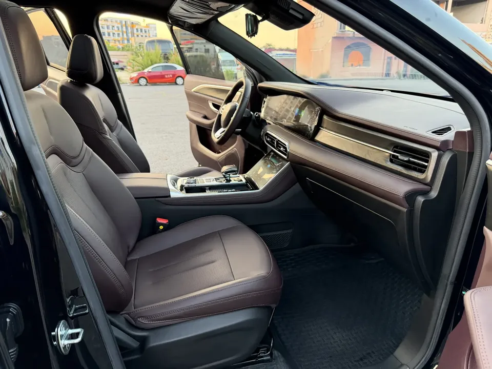 Jetour Jietu X90 Jietu X90 2023 Zilong 2.0T DCT Valkyrie Edition 7 seats 2023 — миниатюра 4