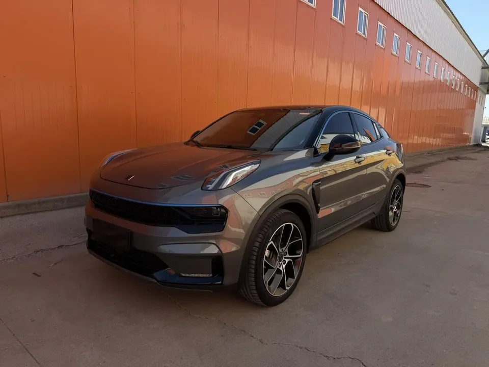 Lynk & Co 05 2022