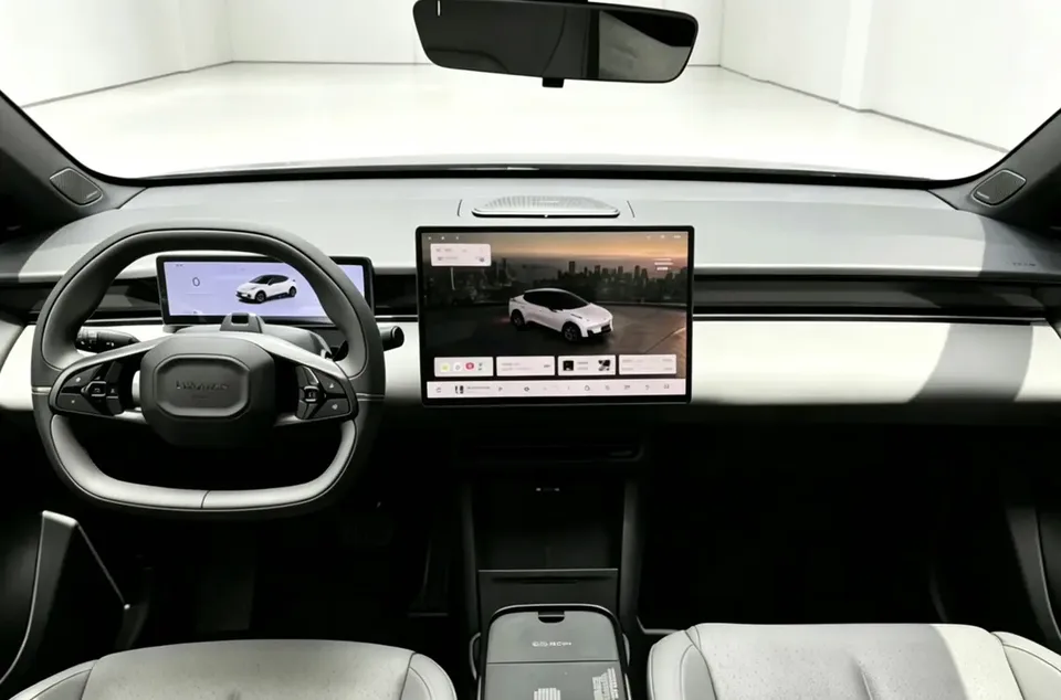 Lynk & Co Z20 Lynk & Co Z20 2025 530km rear-wheel drive Pro 2025 — thumbnail 3
