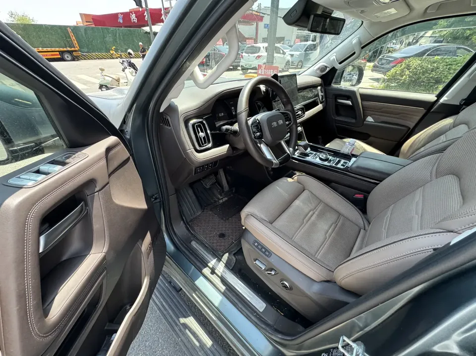 BAIC Beijing Off-road BJ60 2.0T Automatic 11th Edition Five Seaters 2023 — миниатюра 3