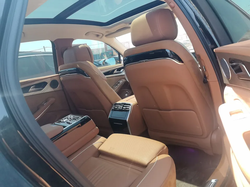 Hongqi H9 2.0T Zhilian Qichang Edition 2022 — миниатюра 3