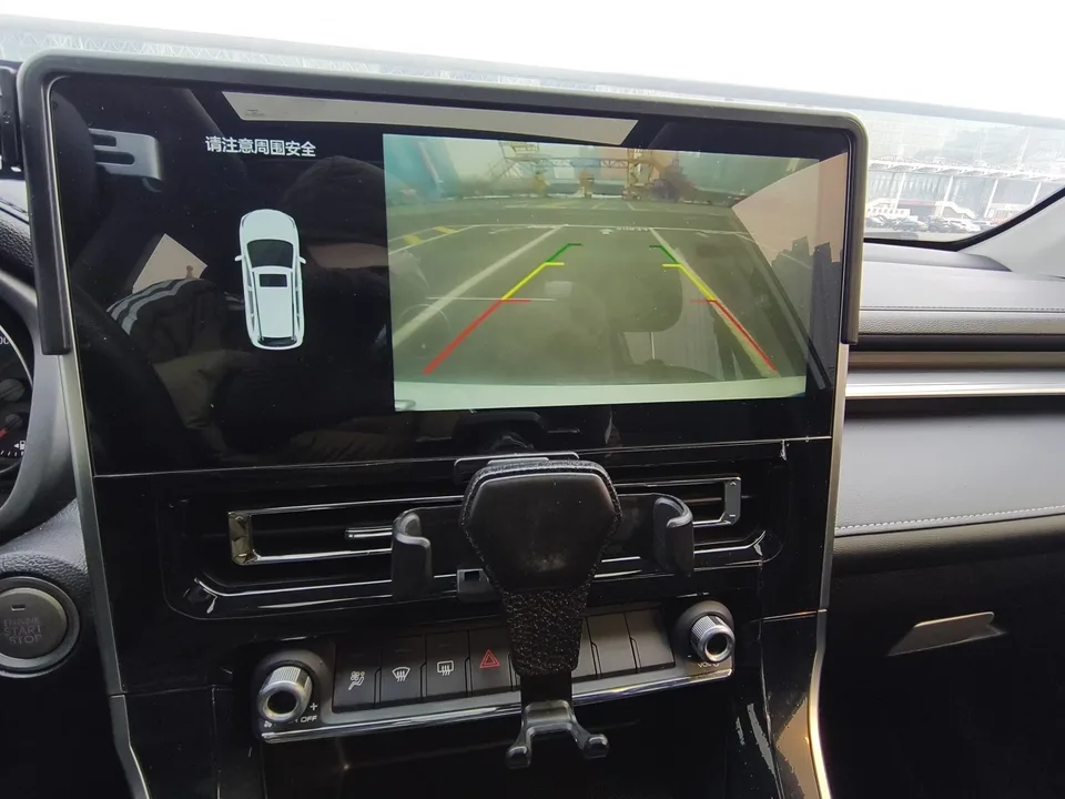 Haval M6 Haval M6 2021 PLUS 1.5T DCT Smart Edition 2022 — миниатюра 4