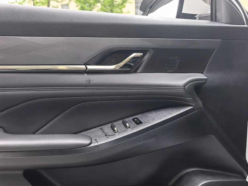 Dongfeng Fengshen L7 EV 518 Enjoyable Champion Edition 2025 — миниатюра 4