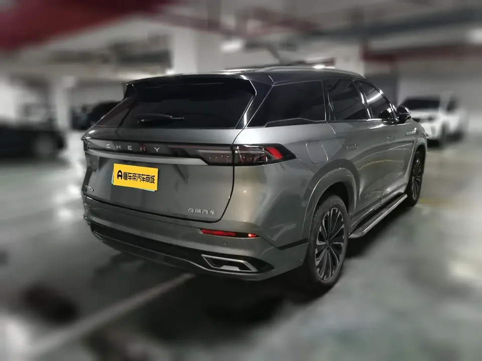 Chery Tiggo 9 2.0T DCT 2WD Luxury Edition 7 Seaters 2023 — миниатюра 4
