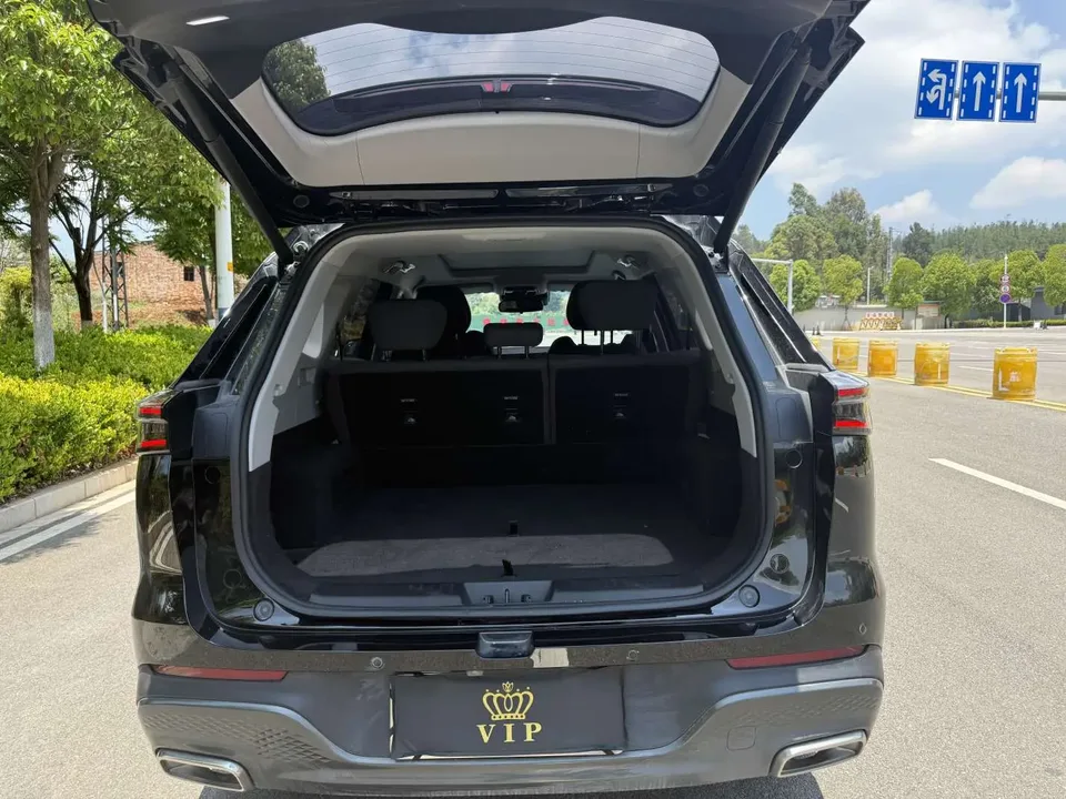 Chery Tiggo 8 PLUS Tiggo 8 PLUS 2025 Kunpeng 290TGDI DCT Luxury 5-seater 2024 — миниатюра 4