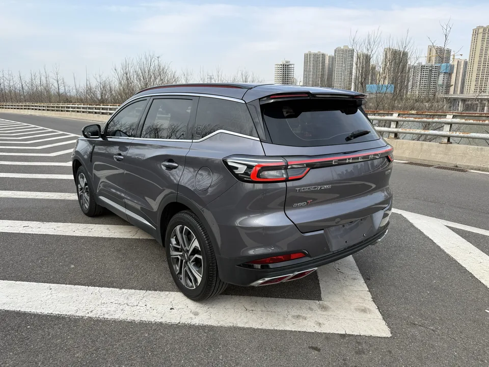 Chery Tiggo 7 Plus Tiggo 7 PLUS 2023 1.6TGDI DCT premium model 2023 — миниатюра 2