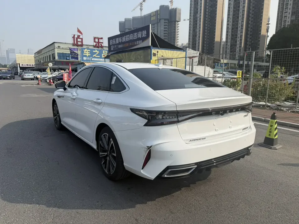 Chery Arrizo 8 1.6TGDI DCT 2023 — миниатюра 5