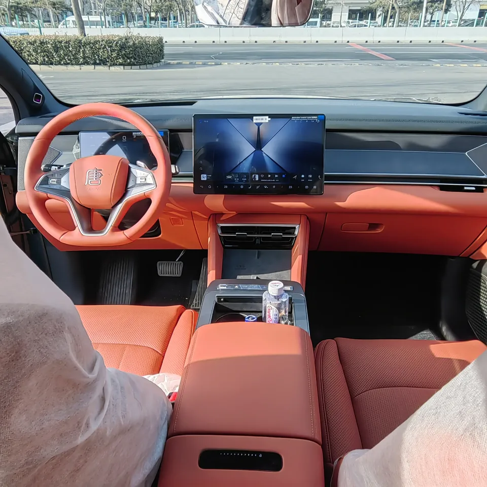 BYD Tang L DM Tang L DM 2025 DM-p 175KM 4WD Drone Player Edition 2026 — миниатюра 5