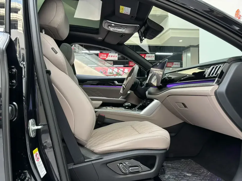 BYD Tang DM Honor Edition DM-i 112KM Premium Edition 2024 — миниатюра 4